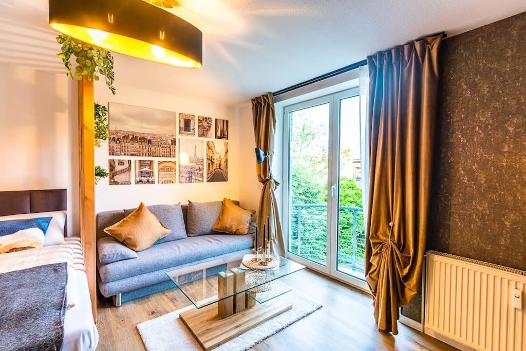 Apartmán Golden Nugget Inkl Wlan, Parkplatz Detmold Exteriér fotografie